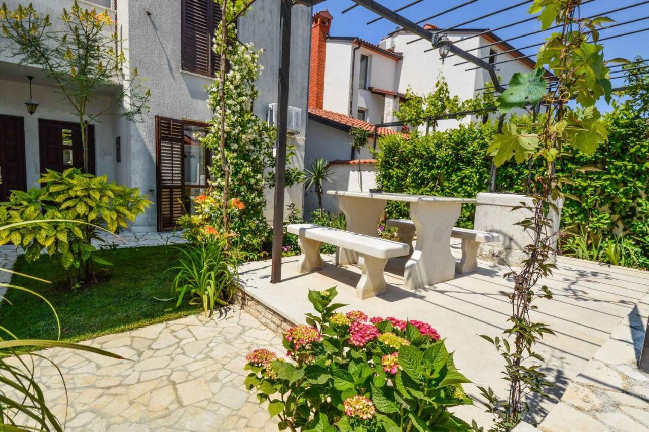 Apartment Silvia By Interhome Pula Exterior photo