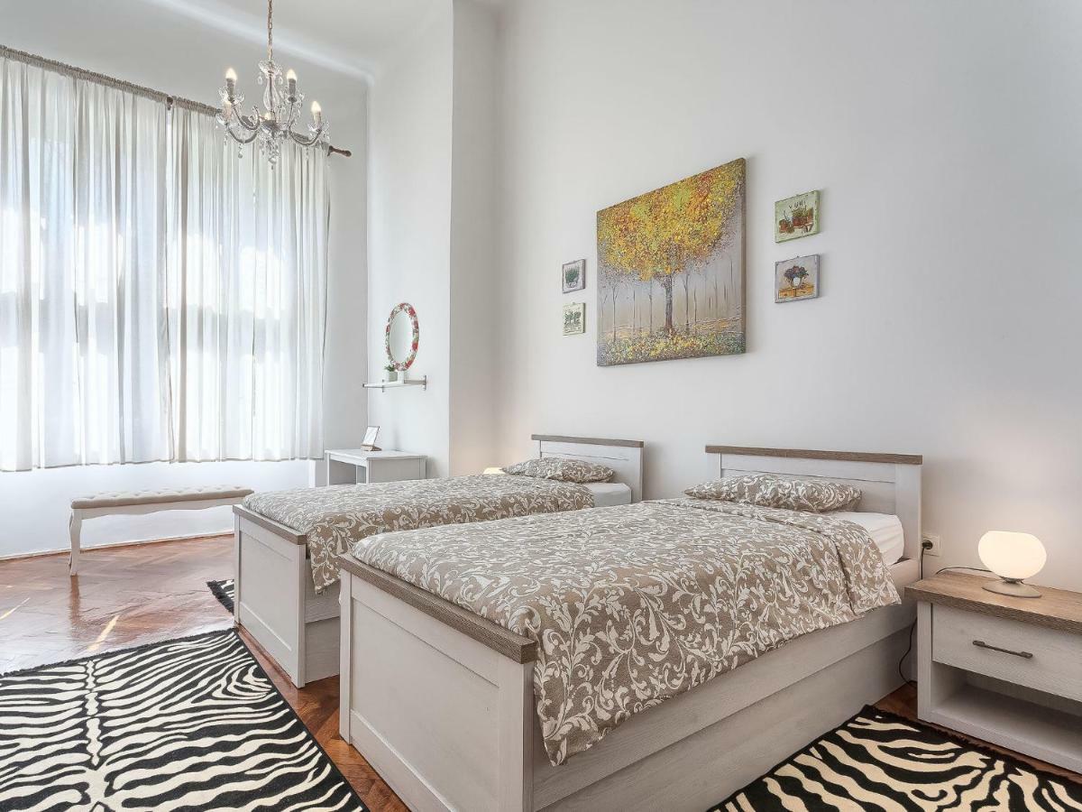 Apartment Silvia By Interhome Pula Exterior photo